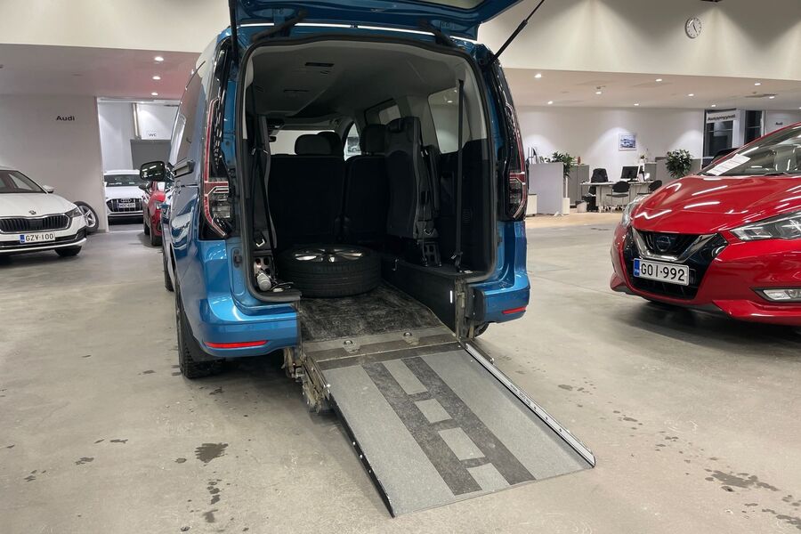 Volkswagen Caddy Maxi vaihtoauto