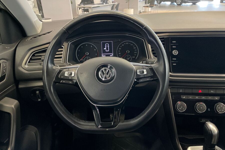 Volkswagen T-Roc vaihtoauto