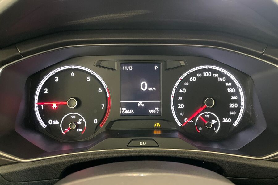 Volkswagen T-Roc vaihtoauto