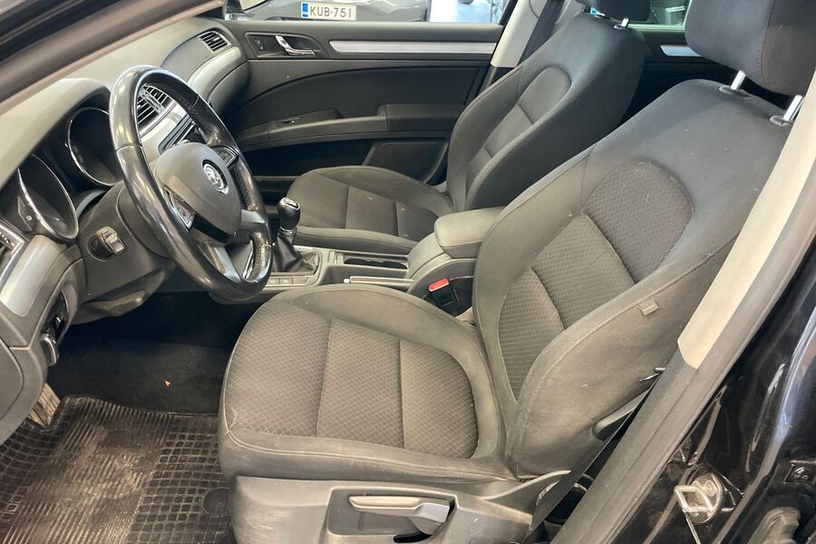 Skoda Superb vaihtoauto