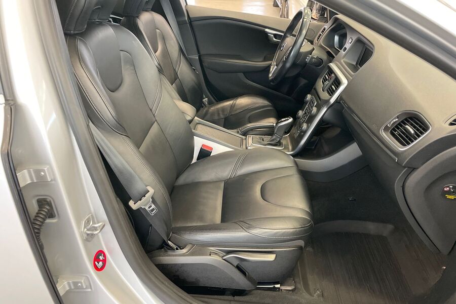 Volvo V40 vaihtoauto