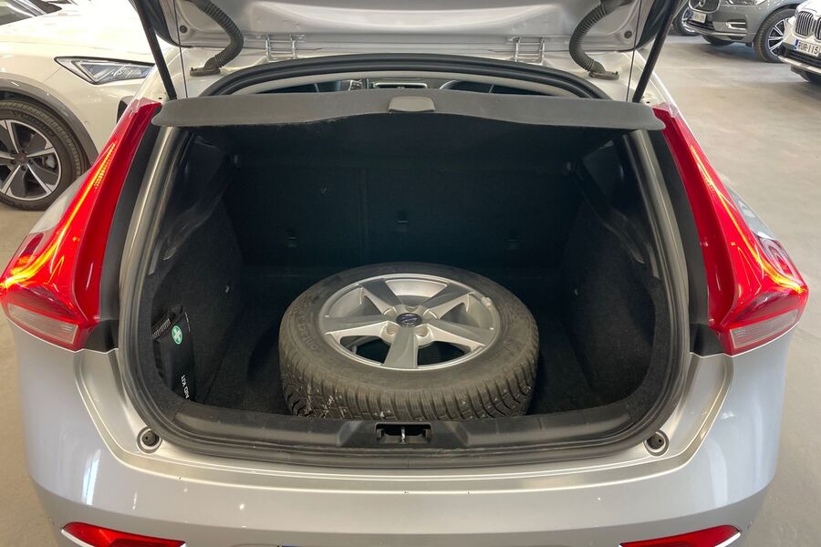 Volvo V40 vaihtoauto