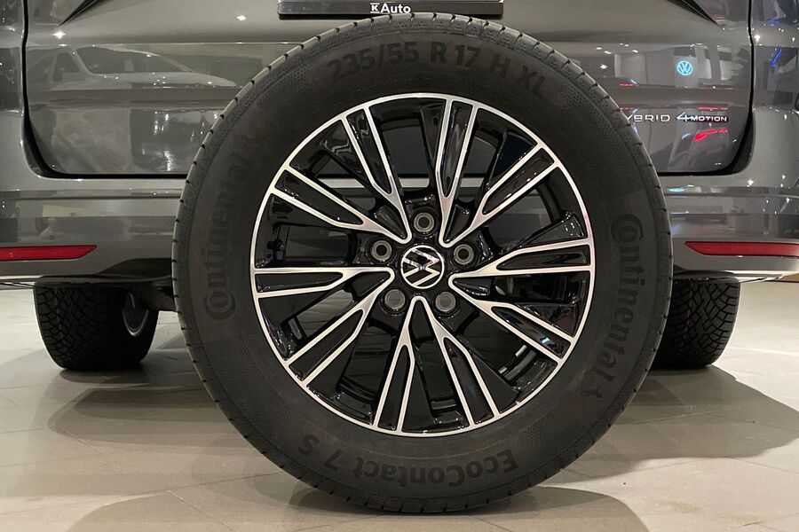 Volkswagen Multivan vaihtoauto