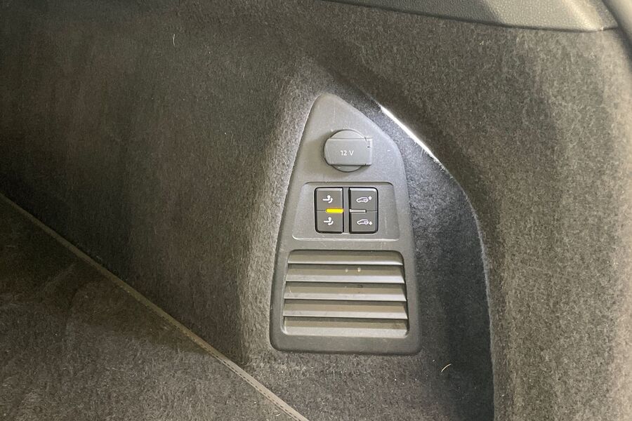 Volkswagen Touareg vaihtoauto