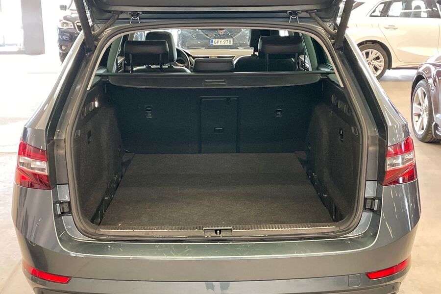 Skoda Superb vaihtoauto