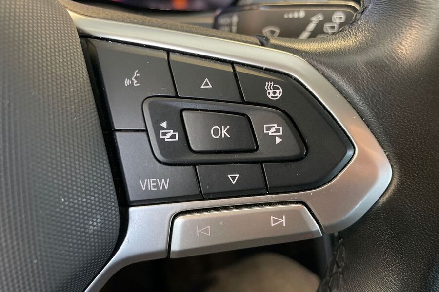 Volkswagen Touran vaihtoauto