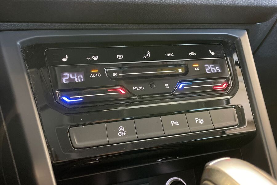 Volkswagen Touran vaihtoauto