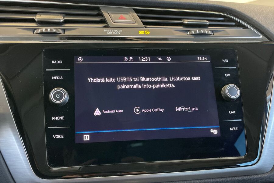 Volkswagen Touran vaihtoauto