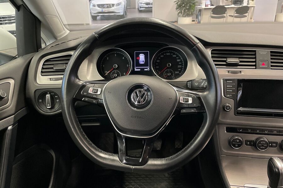Volkswagen Golf vaihtoauto