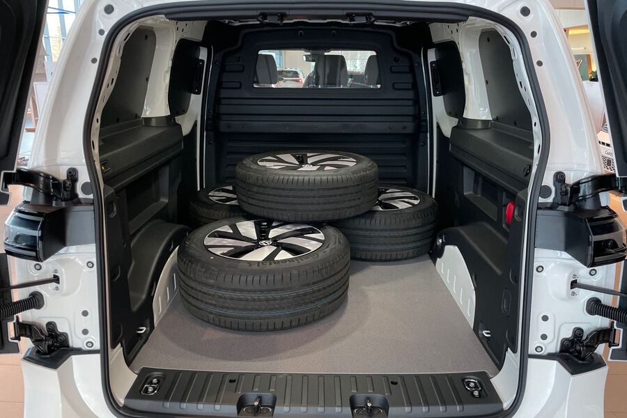 Volkswagen ID. Buzz vaihtoauto