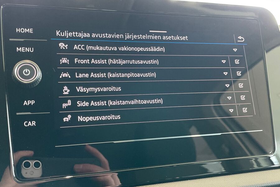 Volkswagen T-Cross vaihtoauto