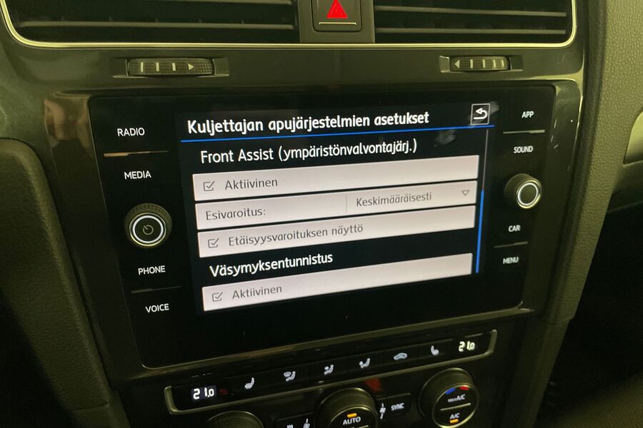 Volkswagen Golf vaihtoauto