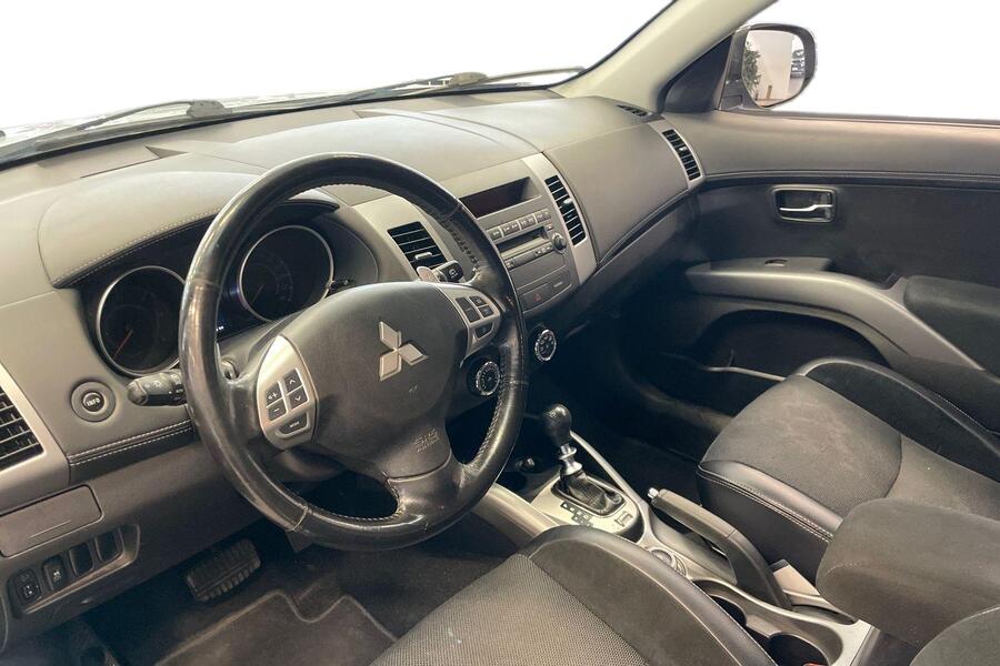 Mitsubishi Outlander vaihtoauto