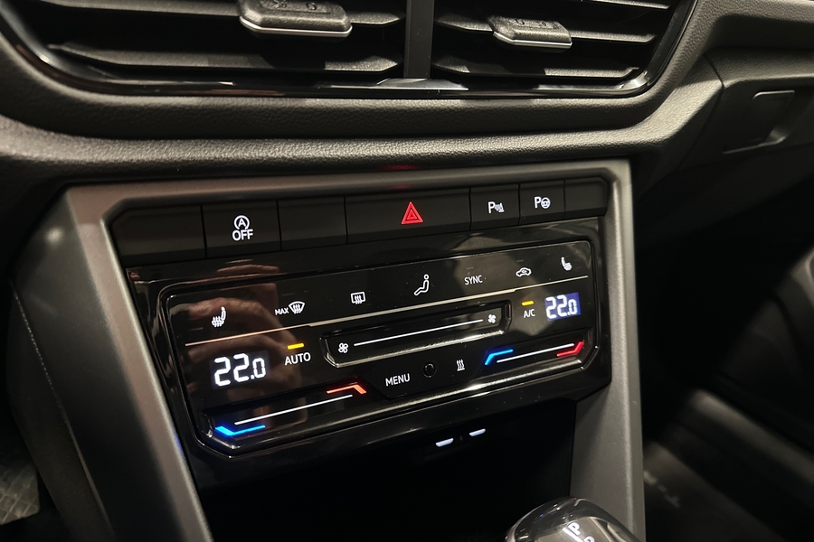 Volkswagen T-Roc vaihtoauto