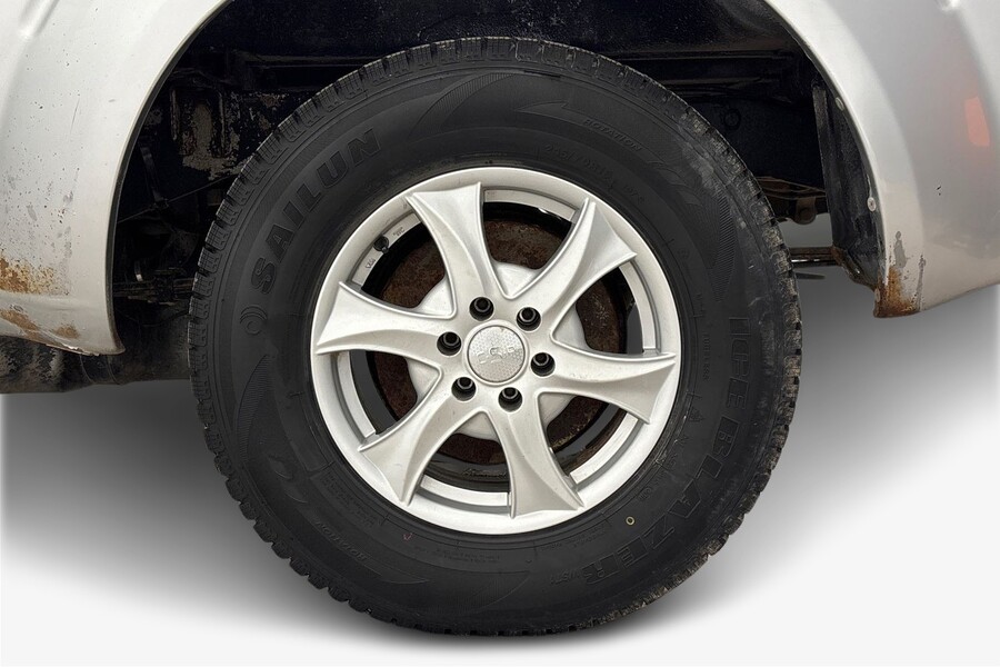 Nissan Navara vaihtoauto