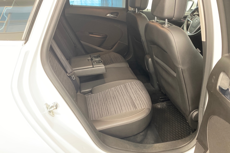 Opel Astra vaihtoauto