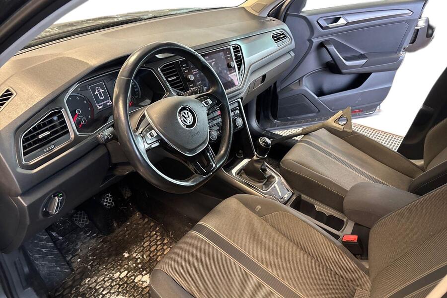 Volkswagen T-Roc vaihtoauto