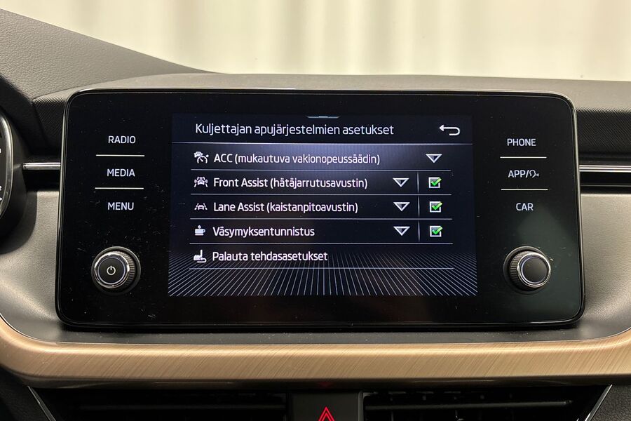 Skoda Kamiq vaihtoauto