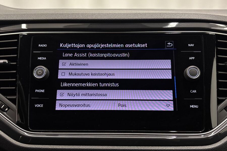 Volkswagen T-Roc vaihtoauto