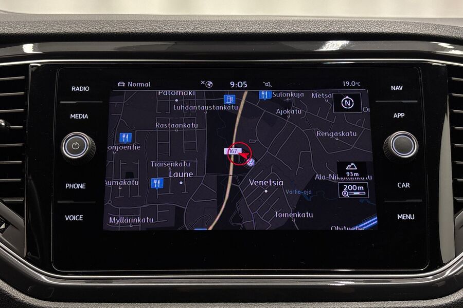 Volkswagen T-Roc vaihtoauto