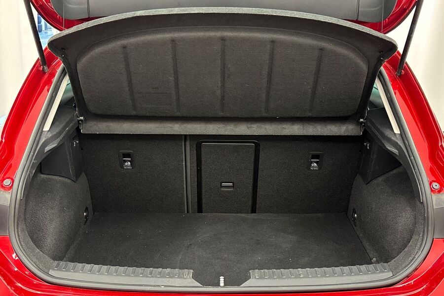 SEAT Leon vaihtoauto