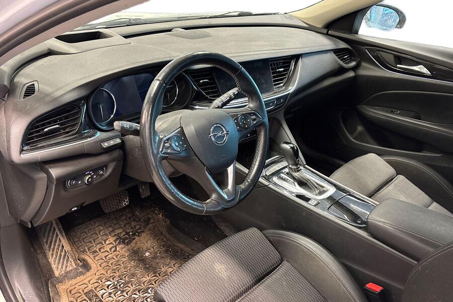 Opel Insignia vaihtoauto