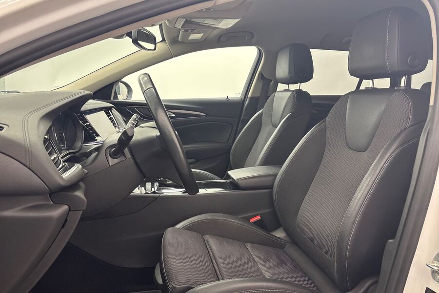 Opel Insignia vaihtoauto