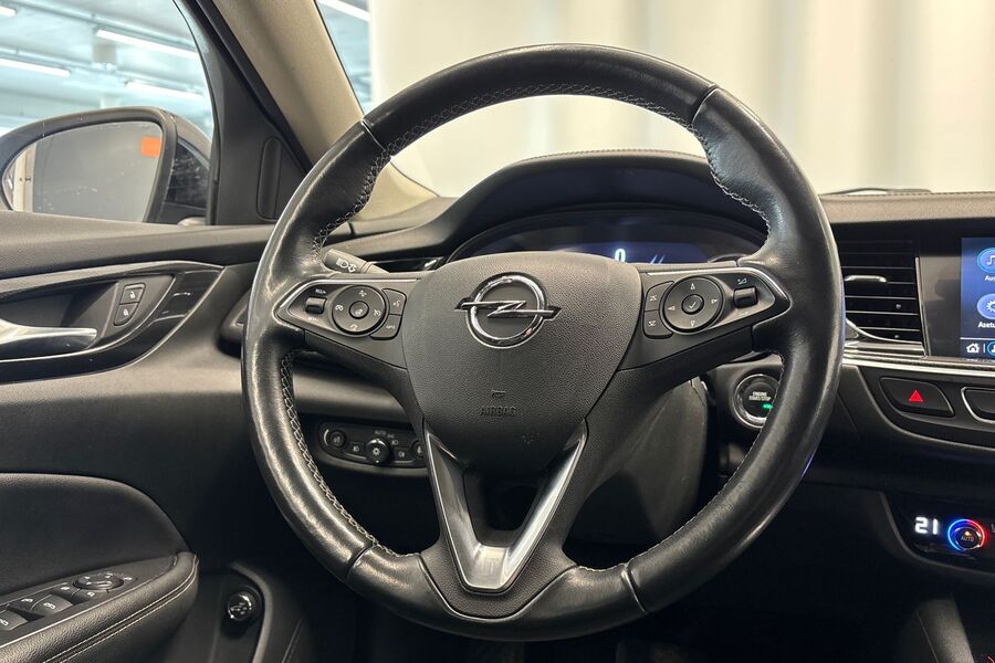 Opel Insignia vaihtoauto