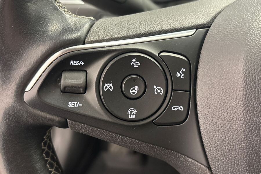 Opel Insignia vaihtoauto