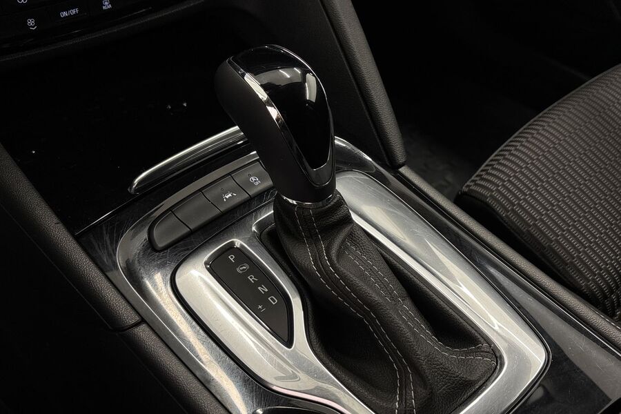 Opel Insignia vaihtoauto