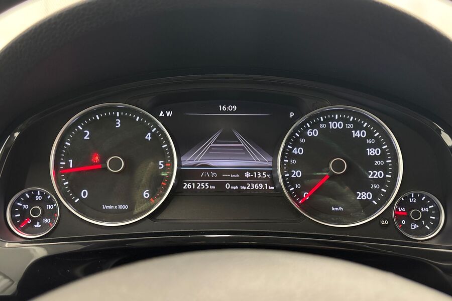 Volkswagen Touareg vaihtoauto