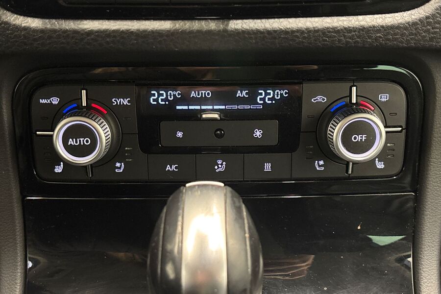 Volkswagen Touareg vaihtoauto