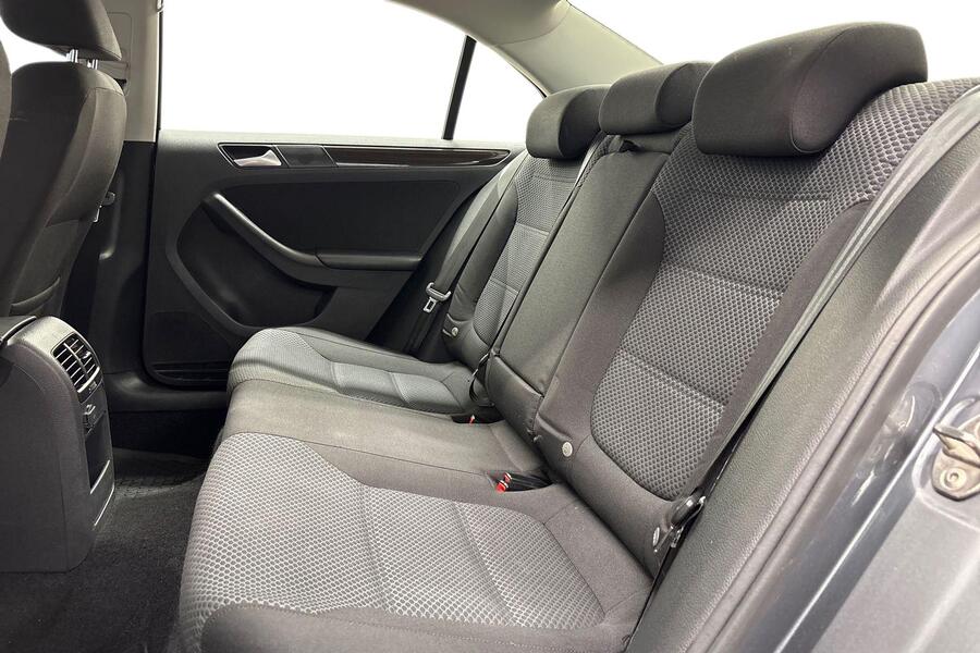 Volkswagen Jetta vaihtoauto