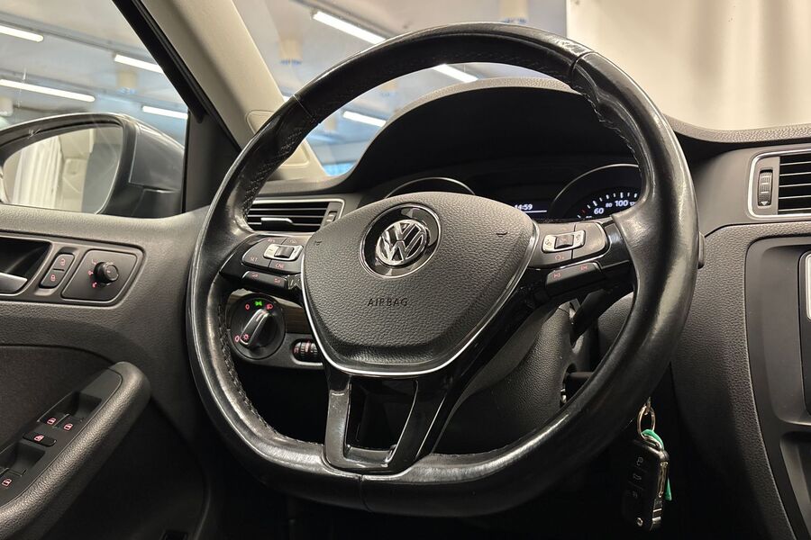 Volkswagen Jetta vaihtoauto