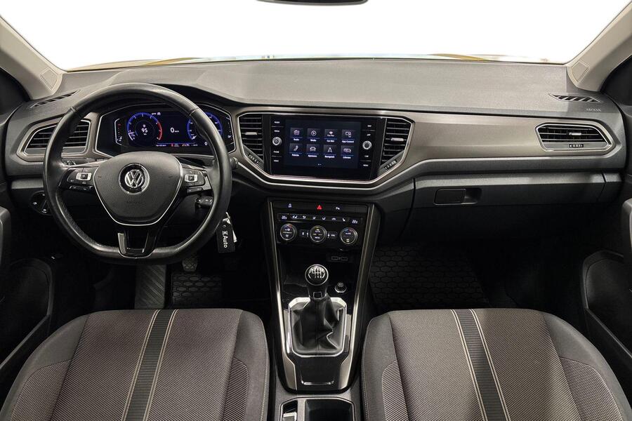 Volkswagen T-Roc vaihtoauto