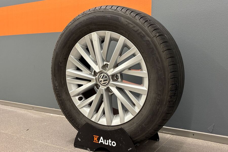 Volkswagen T-Roc vaihtoauto