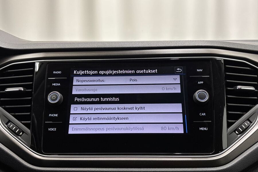 Volkswagen T-Roc vaihtoauto