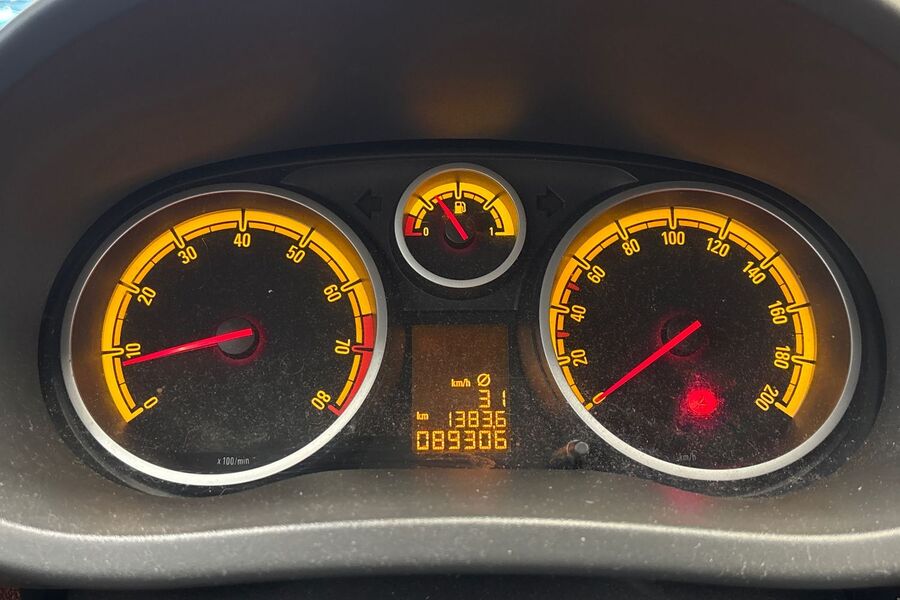 Opel Corsa vaihtoauto