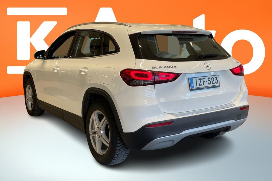 Mercedes-Benz GLA vaihtoauto