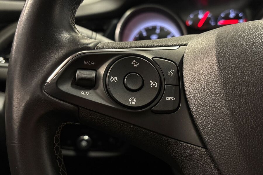 Opel Insignia vaihtoauto