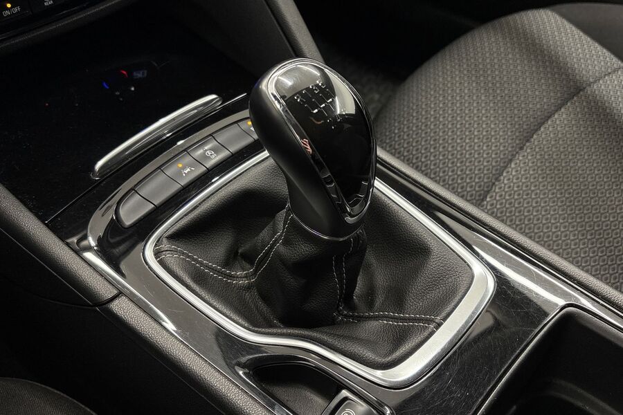 Opel Insignia vaihtoauto