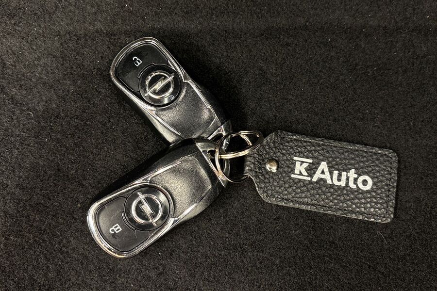 Opel Insignia vaihtoauto