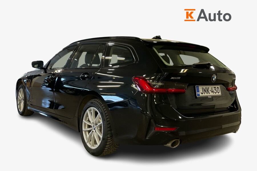 BMW 330 vaihtoauto