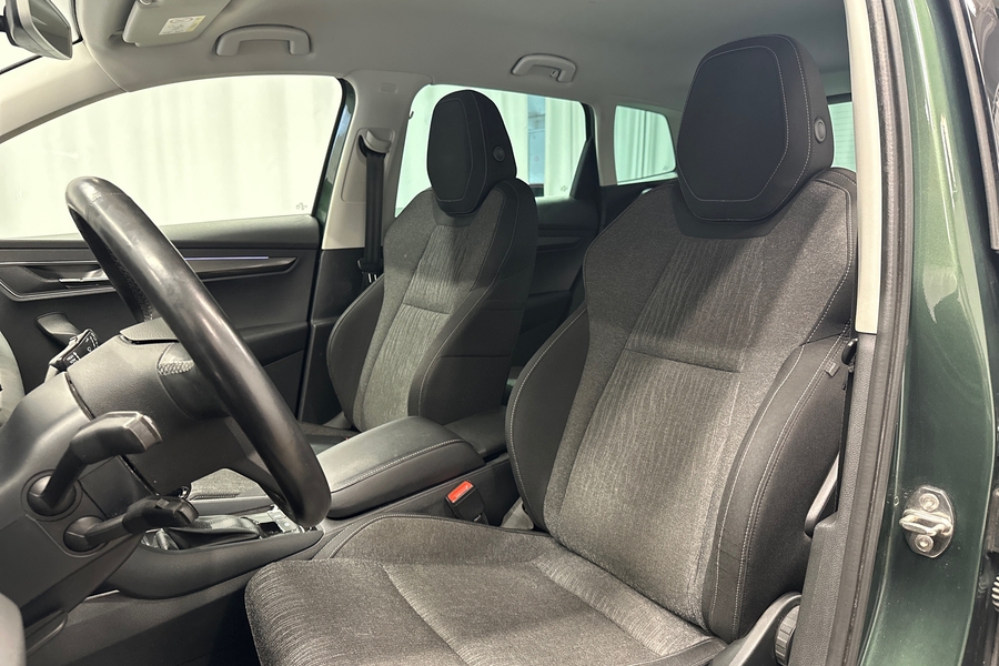 Skoda Karoq vaihtoauto