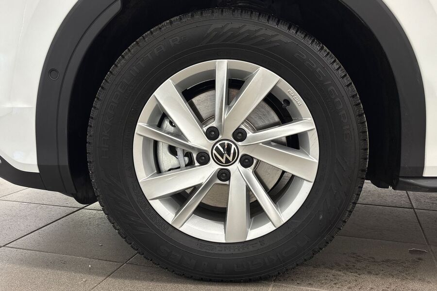 Volkswagen T-Roc vaihtoauto