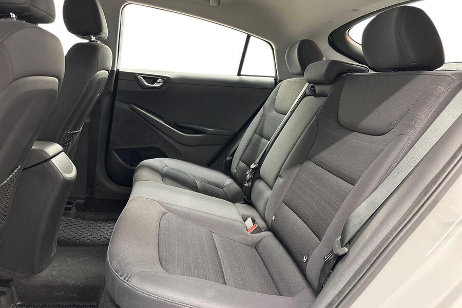 Hyundai IONIQ hybrid vaihtoauto