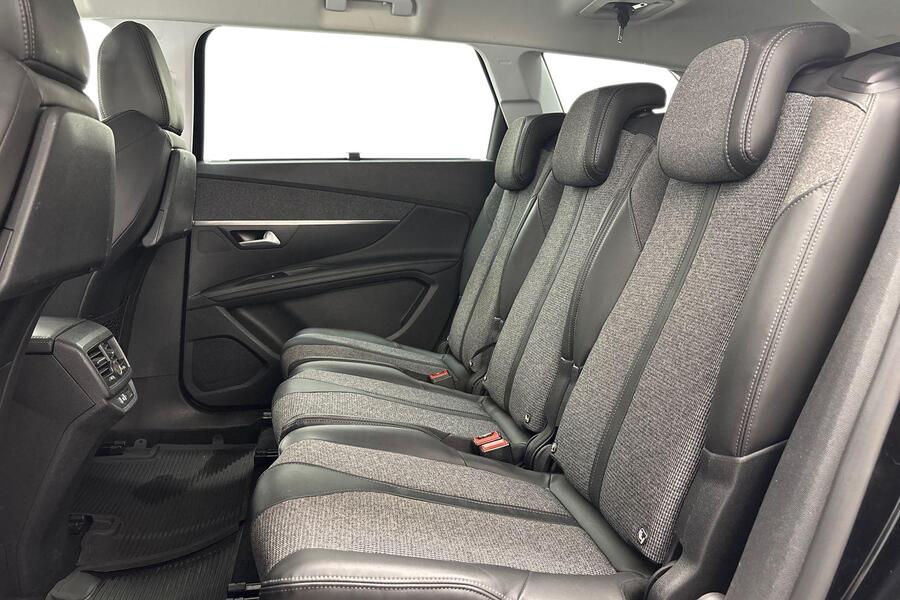 Peugeot 5008 vaihtoauto