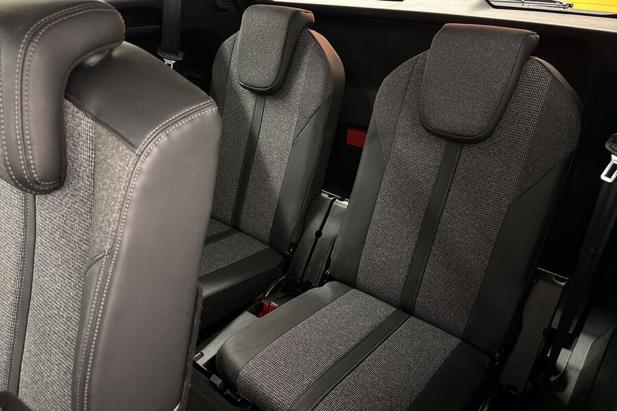 Peugeot 5008 vaihtoauto