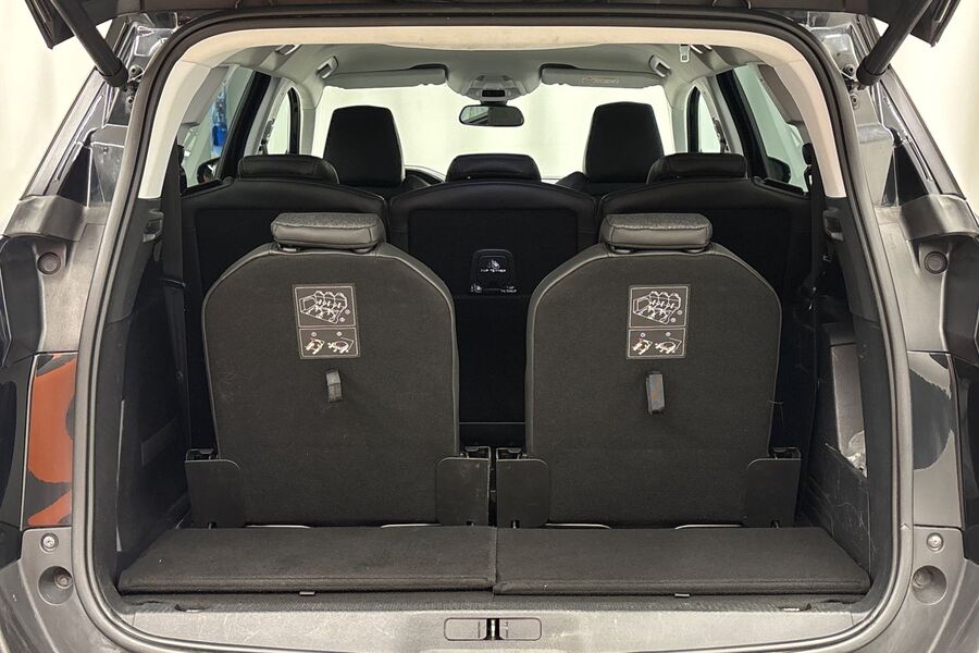 Peugeot 5008 vaihtoauto