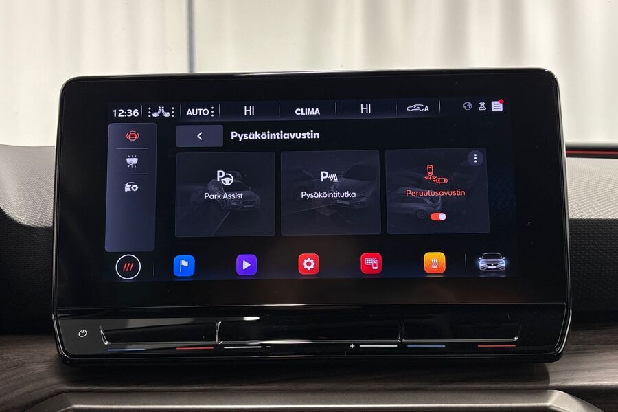 SEAT Leon Sportstourer vaihtoauto